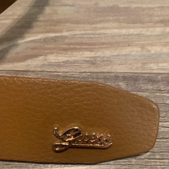 GUESS? Gold belt - Picture 3 of 5